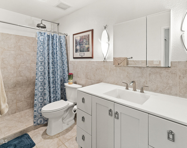 11333 N 92nd Street - Photo Thumbnail 30
