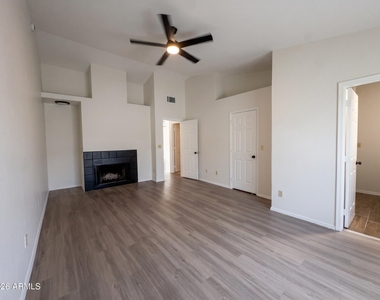 170 E Guadalupe Road - Photo Thumbnail 17