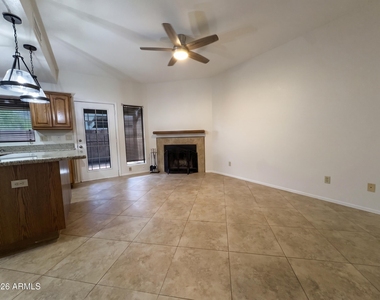 170 E Guadalupe Road - Photo Thumbnail 7