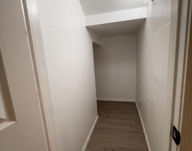 170 E Guadalupe Road - Photo Thumbnail 12