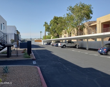 1330 E Highland Avenue - Photo Thumbnail 18