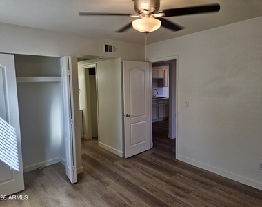 1330 E Highland Avenue - Photo Thumbnail 7