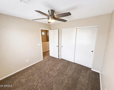 5158 W Shaw Butte Drive - Photo Thumbnail 33