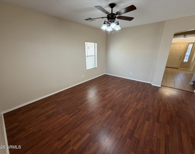 5158 W Shaw Butte Drive - Photo Thumbnail 9