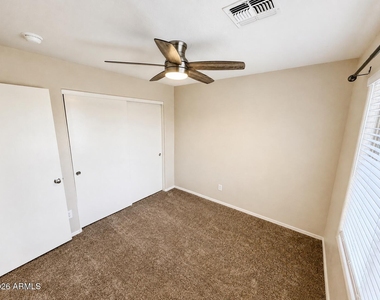 5158 W Shaw Butte Drive - Photo Thumbnail 30