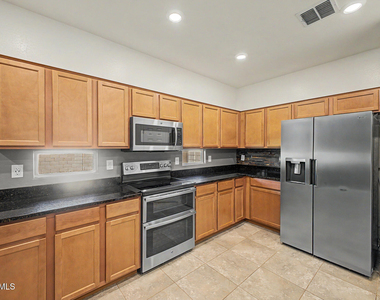 3514 E Cowboy Cove Trail - Photo Thumbnail 9