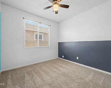 3514 E Cowboy Cove Trail - Photo Thumbnail 23
