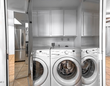 1417 N 44th Street - Photo Thumbnail 10