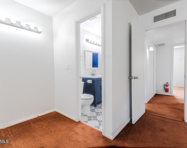 1417 N 44th Street - Photo Thumbnail 16