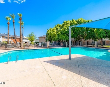1417 N 44th Street - Photo Thumbnail 27