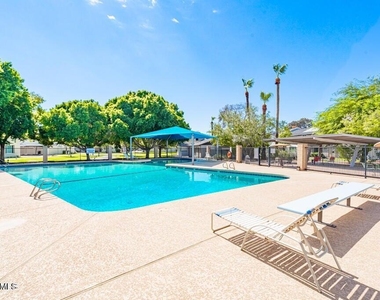 1417 N 44th Street - Photo Thumbnail 28
