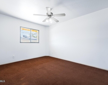 1417 N 44th Street - Photo Thumbnail 21
