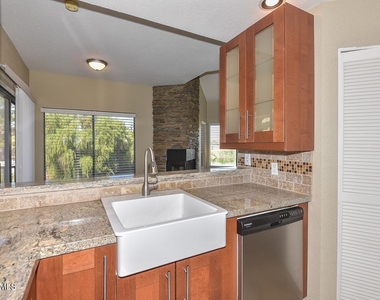 7101 W Beardsley Road - Photo Thumbnail 3