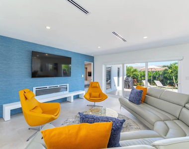 6600 Ne 21st Drive - Photo Thumbnail 15