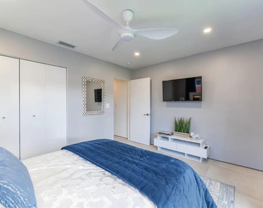 6600 Ne 21st Drive - Photo Thumbnail 16
