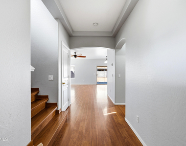 10950 W Royal Palm Road - Photo Thumbnail 1