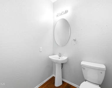 10950 W Royal Palm Road - Photo Thumbnail 10