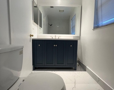 3223 Sw 1st Street - Photo Thumbnail 3
