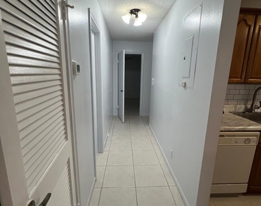 3223 Sw 1st Street - Photo Thumbnail 7