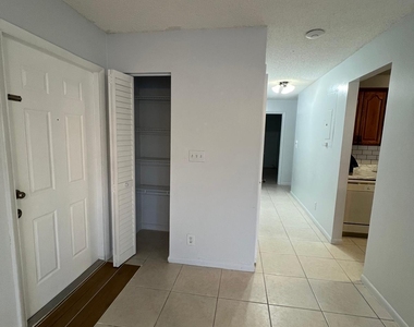 3223 Sw 1st Street - Photo Thumbnail 4