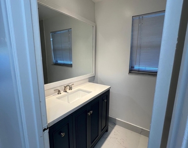 3223 Sw 1st Street - Photo Thumbnail 2
