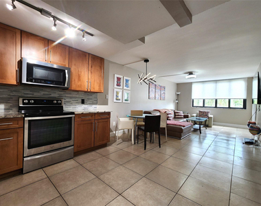 755 Dotterel Road - Photo Thumbnail 2