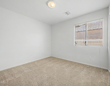 12510 W Hearn Road - Photo Thumbnail 21