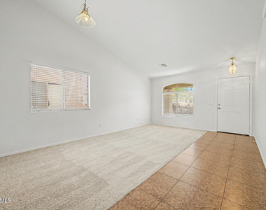 12510 W Hearn Road - Photo Thumbnail 4