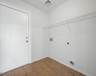 12510 W Hearn Road - Photo Thumbnail 27