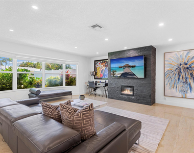 505 Se 28th Avenue - Photo Thumbnail 11