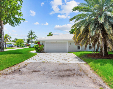 505 Se 28th Avenue - Photo Thumbnail 9