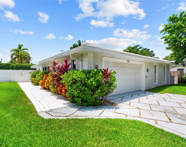 505 Se 28th Avenue - Photo Thumbnail 8