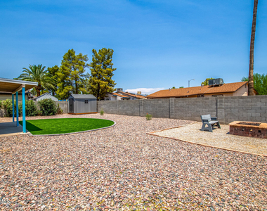 14401 N 35th Place - Photo Thumbnail 25