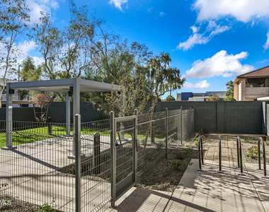 1023 W 5th Street - Photo Thumbnail 30