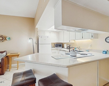 130 Castle Rock Road - Photo Thumbnail 10
