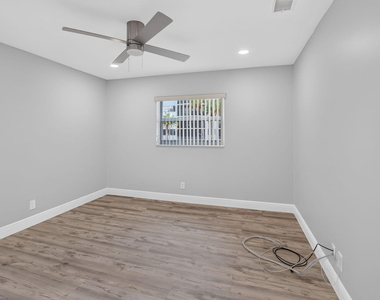 787 Havana Drive - Photo Thumbnail 18