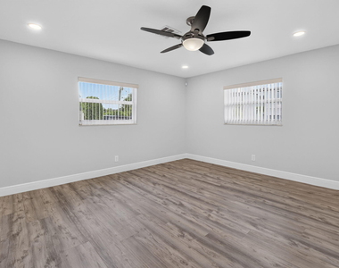 787 Havana Drive - Photo Thumbnail 12