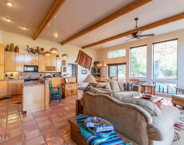 185 Devils Kitchen Drive - Photo Thumbnail 12
