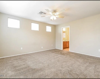 4283 E Baylor Lane - Photo Thumbnail 3