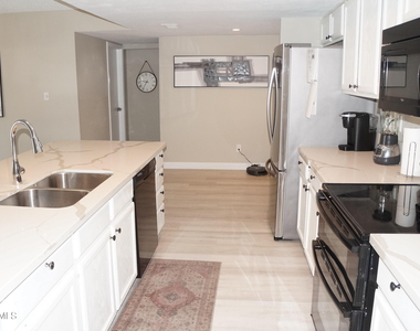 1732 E Hermosa Drive - Photo Thumbnail 7