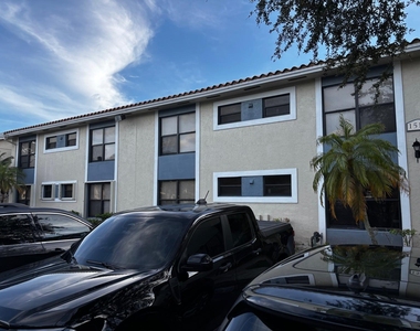 1515 Lake Crystal Drive - Photo Thumbnail 26