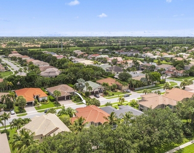 4461 Mariners Cove Drive - Photo Thumbnail 44