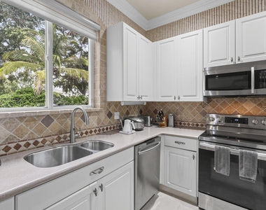 4461 Mariners Cove Drive - Photo Thumbnail 12