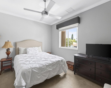 4461 Mariners Cove Drive - Photo Thumbnail 36