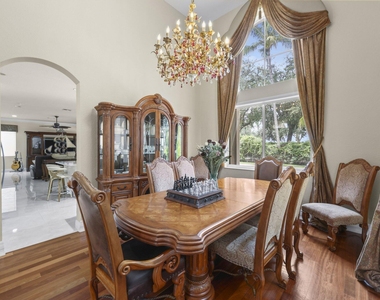 4461 Mariners Cove Drive - Photo Thumbnail 7
