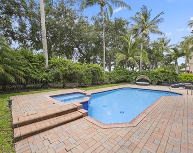 4461 Mariners Cove Drive - Photo Thumbnail 18