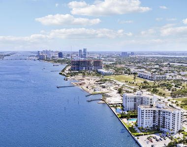 2800 N Flagler Drive - Photo Thumbnail 2