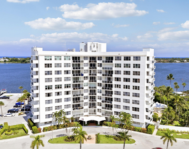 2800 N Flagler Drive - Photo Thumbnail 7