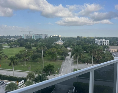 2800 N Flagler Drive - Photo Thumbnail 19