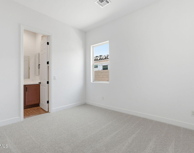 2942 E Manzanila Avenue - Photo Thumbnail 27
